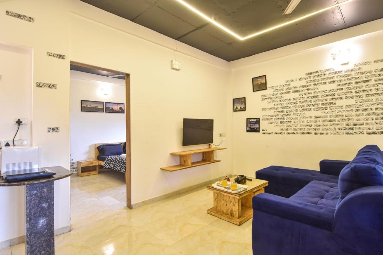 Black Stone Villa Kārli Εξωτερικό φωτογραφία
