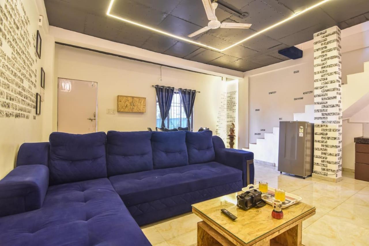 Black Stone Villa Kārli Εξωτερικό φωτογραφία